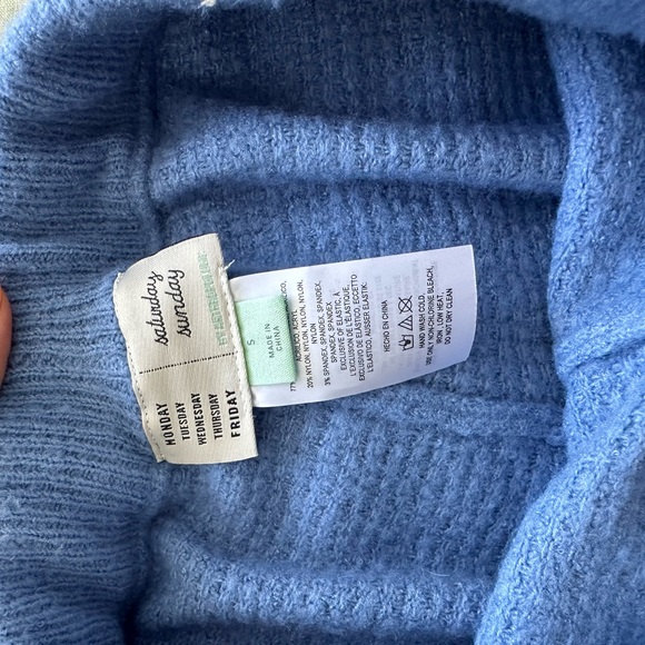 Anthropologie comfortable blue shorts size Small - Picture 2 of 6